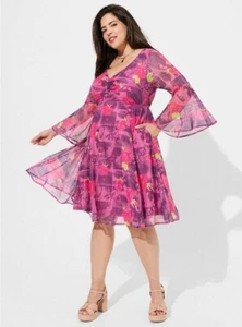 Torrid Betsey Johnson Mini Dress Bell Sleeve Pink NWT New 3X - Picture 1 of 9