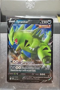 Pokémon TCG - Tyranitar V 097/163 - Ultra Rare - SWSH Battle Styles - Picture 1 of 3