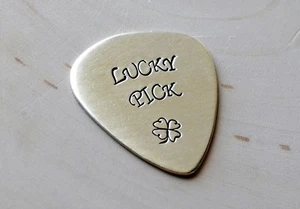Pick de guitarra Lucky Pick plata esterlina para la suerte de los irlandeses - Imagen 1 de 5