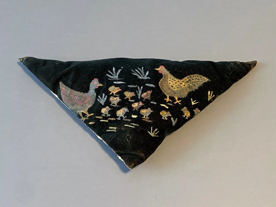 Antique Hand Painted Velvet Pin Cushion Chickens Chicks Folk Art Sewing - Image 1 of 4