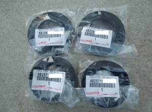Toyota Genuine OEM ECHO NCP13 NCP12 SCION NCP31 NCP61 Insulator Rear Coil Spring - Picture 1 of 6