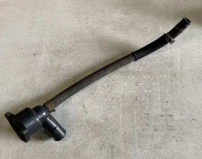 TUBO DE MANGUERA Y TERMOSTATO HÍBRIDO TOYOTA PRIUS 1.8 LEXUS CT 200H AURIS 1.8 HÍBRIDO Foto 1 de 4