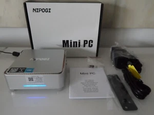 NiPoGi GK3 Mini PC /8GB Ram /256GB SSD 4K Win 11 Home 2x HDMI 1x VGA- Silver - Afbeelding 1 van 8