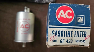 Filtro de combustible NOS 1963-1966 BUICK Invicta Wildcat Electra LeSabre V8 GM 5651305 Foto 1 de 4