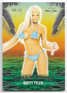 2025 BENCHWARMER GIRLS OF SUMMER BUFFY TYLER SILVER FOIL BASE CARD /25 PLAYMATE! - Imagen 1 de 2
