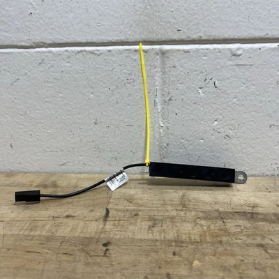 Cable de señal de radio amplificador antena trasera derecha Land Rover LR2 2010-2012 FABRICANTE DE EQUIPOS ORIGINALES Foto 1 de 4