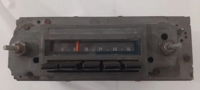 OEM 1968 PONTIAC GTO RADIO AM ORIGINAL FUNCIONA FOTOS SON DE ARTÍCULO REAL DE COLECCIÓN Foto 1 de 4