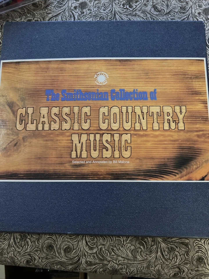 The Smithsonian Collection Of Classic Country Music 8 Cassette Tapes Boxed Set - Imagem 1 de 4