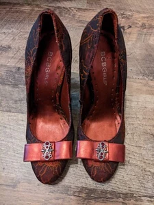 BCBGirls Vintage Heels Schleife rot festlich Gr. 5B/35 - Bild 1 von 5