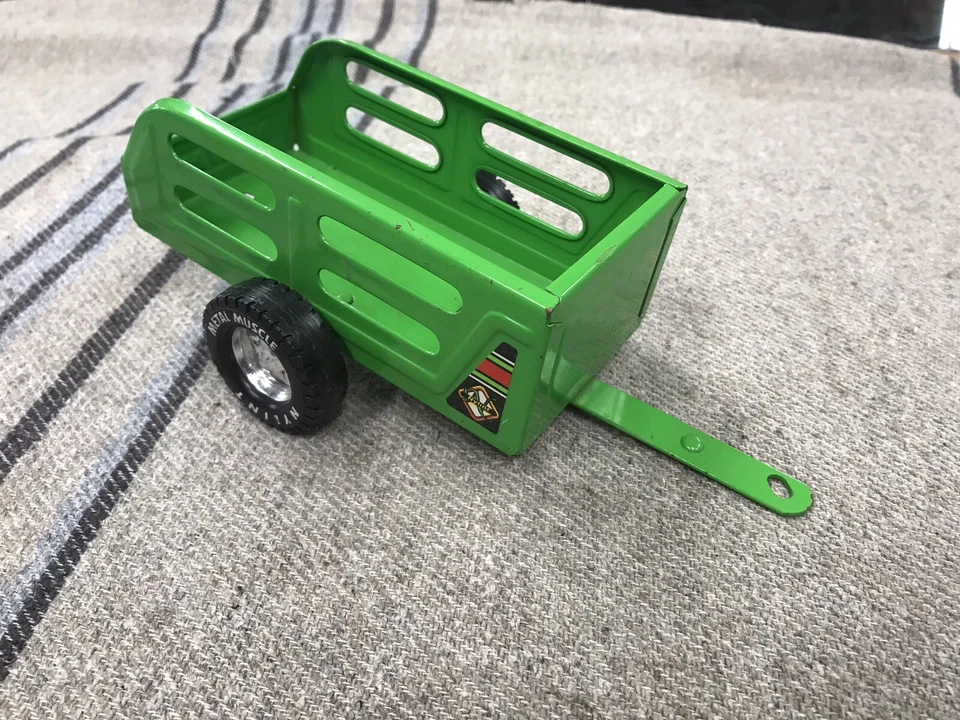 Vintage Nylint Metal Pressed Steel Utility Trailer Green Horse Wagon Toy Truck - Image 1 of 4
