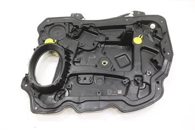 2020 - 2025 CHRYSLER VOYAGER FRONT RIGHT DOOR WINDOW REGULATOR W/ CARRIER OEM - Image 1 of 4