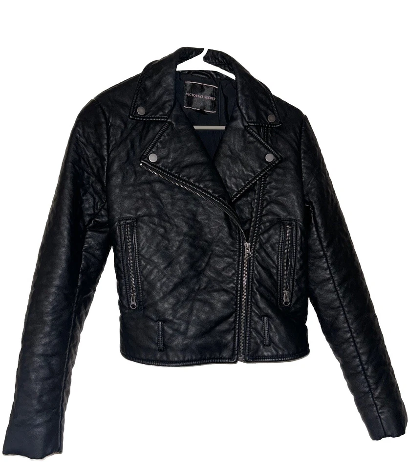 Chaqueta de motociclista Victoria's Secret de cuero sintético negra para mujer pequeña Foto 1 de 4