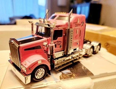Camión 1/50 Drake Kenworth T909 Prime Mover ROSS TRANSPORT Z01578 ROSA  Foto 1 de 4