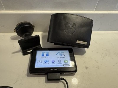 TOMTOM BLUE & ME FIAT ABARTH SATELLITENNAVIGATION UK + EUROPA Karten Auto Navi - Bild 1 von 4