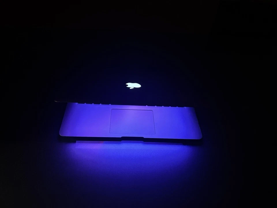 Apple MacBook Air 13,3" (Intel Core i5, 1.60GHz, 4GB RAM, 128GB SSD) Notebook - - Immagine 1 di 4