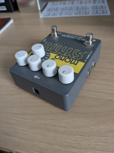 Electro-Harmonix - Mono Synthesizer - Gitarrensynthesizer - Bild 1 von 3