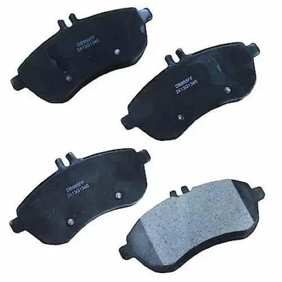 Carquest Gold GMKD1340 Premium Brake Pads - Image 1 of 3