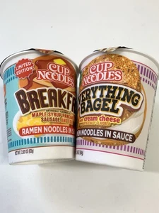 Nissin Cup Noodles Colazione e Tutto Bagel Ramen Noodles 2 tazze spedizione immediata - Foto 1 di 6