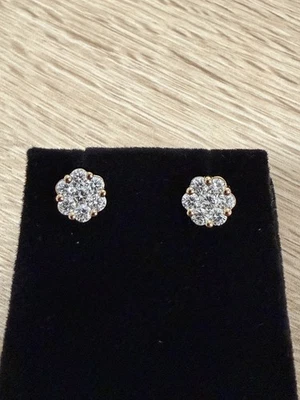 1.17ct 14K Gold Lab-Grown Diamond Cluster Stud Earrings - Image 1 of 4