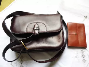 Aigner Tasche braun Umhängetasche 25x18 cm 4 Innenfächer + Reißverschlusstasche - Bild 1 von 11