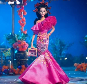 Barbie Tag der Toten 2023 Puppe 🙂 rosa Rüschenkleid. Mattel NEU IN DER HAND - Bild 1 von 6
