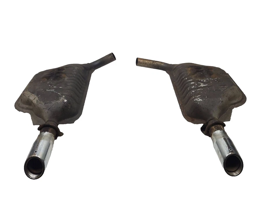 Par de silenciadores de escape trasero Mercury Milan 06-09 OEM Foto 1 de 4