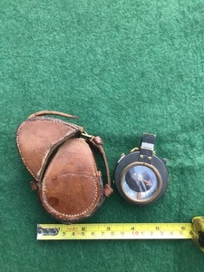 Brújula Verners vintage de la Primera Guerra Mundial con patrón VIII fecha 1918 en estuche con fecha 1918 - Imagen 1 de 10