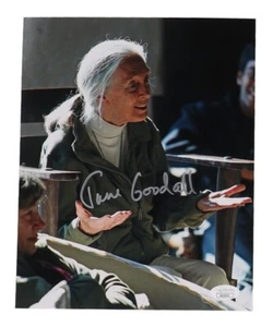 Jane Goodall Autographed 8x10 JSA COA Renowned Primatologist & Field Biologist! - Picture 1 of 2