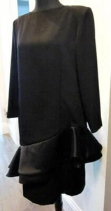 Schwarzes Renata 2-stufiges Satin Flare Runway Designer Kleid Langarm Gr. ca. 12 - Bild 1 von 8