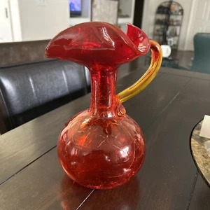 Jarra vintage de vidrio agrietado Amberina roja a amarilla 9 X 5,5 pulgadas - Imagen 1 de 10