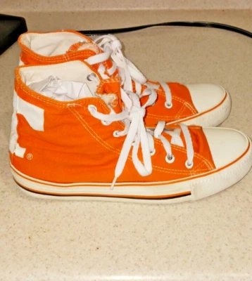UNIVERSITY TENNESSEE VOLUNTEERS MEN'S SHOES size 9 BIG LOGO HIGH TOP CHUCK STYLE - Image 1 of 4