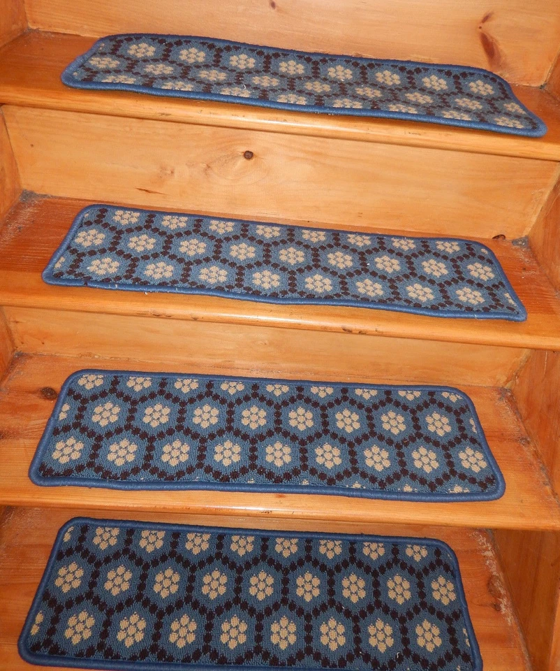 13 PASOS 9" x 30"" peldaños escalera LANA TEJIDA + CORREDOR 29" x 84". Foto 1 de 4