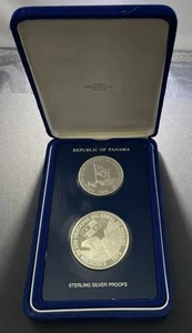 Panama 1979 Uncirculated Two Coin Silver Set - Picture 1 of 4