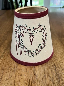 Vintage Clip On Lamp Shade Painted Stenciled Country Cottage Heart ++READ++ - Picture 1 of 9