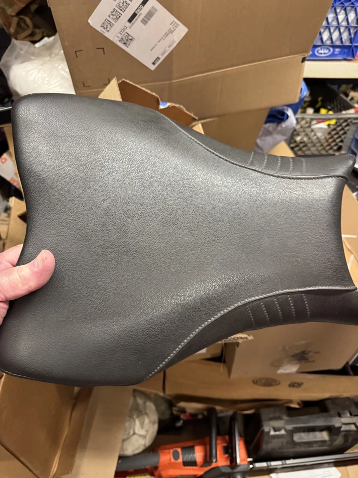 SILLÍN ASIENTO GRAVEDAD CERO HONDA 08-15 CBR1000RR Foto 1 de 1