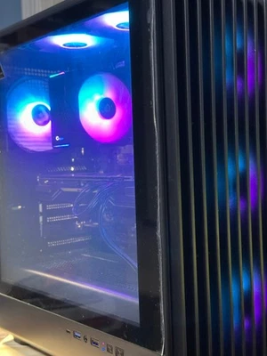 Ordenador PC Gaming Radeon RX 5700 XT AMD Ryzen 5 3600, 32GB RAM 2TB NVME SSD RGB Foto 1 de 4