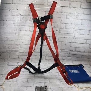 United Rental Safety Harness & Miller 8173U MicroLoc bloqueo de cable de arrastre - Imagen 1 de 8