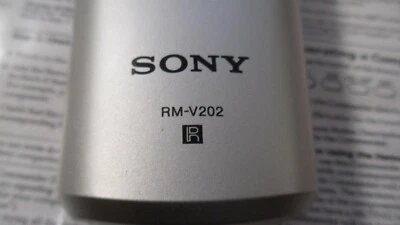 NEW Sony Remote Control RM-V202 - Image 1 of 4
