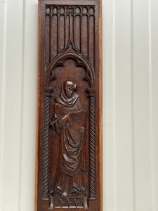 Exceptional Gothic Revival panel in oak with Knight 22.8 inch high - Picture 1 of 22