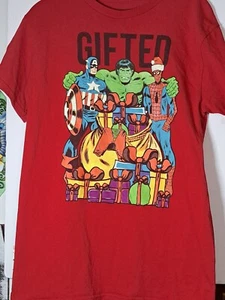 Youth Marvel Heros Christmas T Shirt Size Medium - Picture 1 of 8