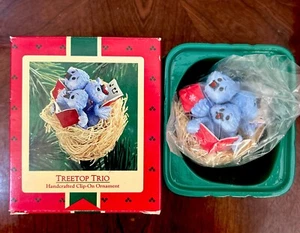 Vintage Hallmark 1986 Ornament TREETOP TRIO Bird Nest Choir Blue Birds Clip On - Picture 1 of 11