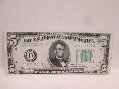 1934B US $5 FEDERAL RESERVE NOTE - Image 1 of 2