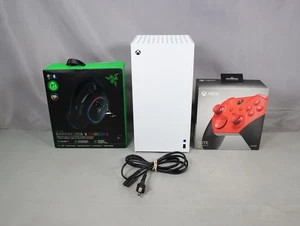 Microsoft Xbox Series X All-Digital 1TB Konsole 1882 mit Elite Controller - Bild 1 von 17