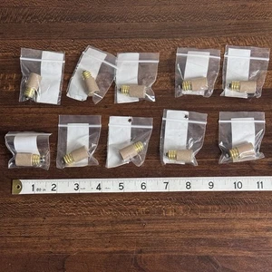 10 New Satco Extender Socket  E12 Base For C7 & Candelabra Light Bulb - Picture 1 of 3