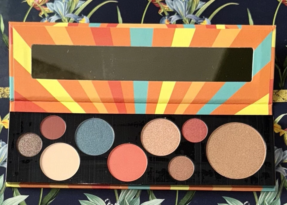 Essence Born Awesome Eye & Face Palette 11g - Bild 1 von 2