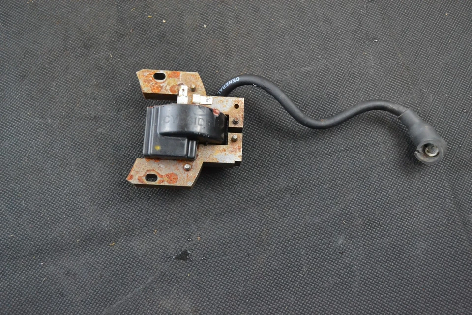 Briggs & Stratton 10T602 500 Series Tiller OEM Ignition Coil - Image 1 of 4