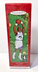 HALLMARK RICORDO ORNAMENTO "KARL MALONE" SERIE DA COLLEZIONE - 2000 - Foto 1 di 4