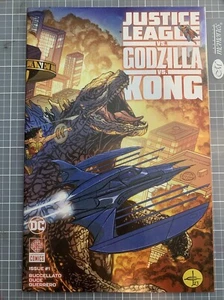 Justice League Vs Godzilla Vs Kong #1 - A Cover - 1st Printing - 2023 NM/MT - Picture 1 of 2