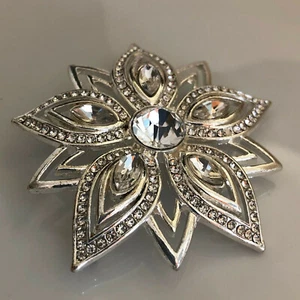 HIGH END *RARE* AMAZINGLY GORGEOUS VINTAGE 2" SPARKLY SNOW FLOWER BROOCH!! - Picture 1 of 1