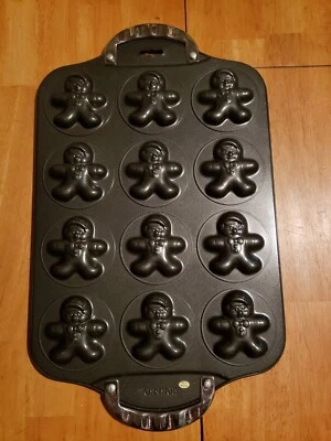 Hoja para hornear galletas Norpro Christmas Gingerbread 12 Foto 1 de 4